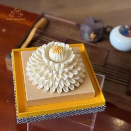 Oản Hoa Cúc Trắng