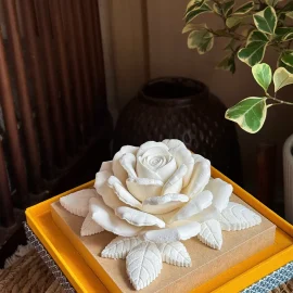 Oản Hoa Hồng Trắng